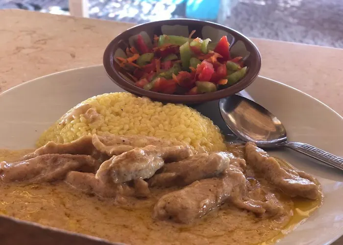 Falak بيت خشبي طابا