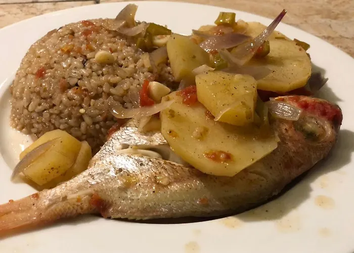 بيت خشبي Falak